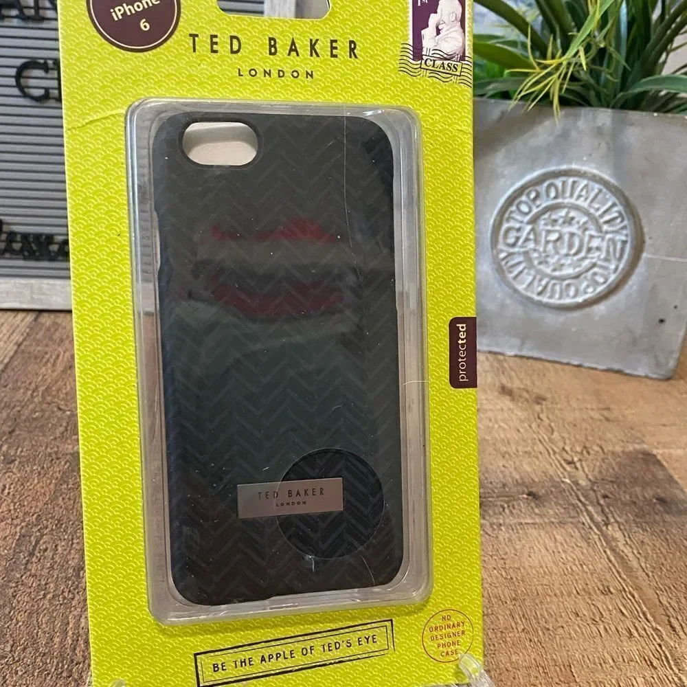 💜 Ted Baker iPhone 6 case